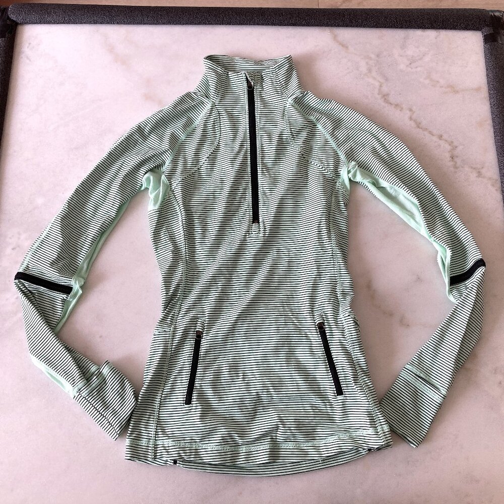 Like new! Lululemon Race with Grace 1/2 Zip long sleeve top / shirt, green black - Picture 7 of 10
